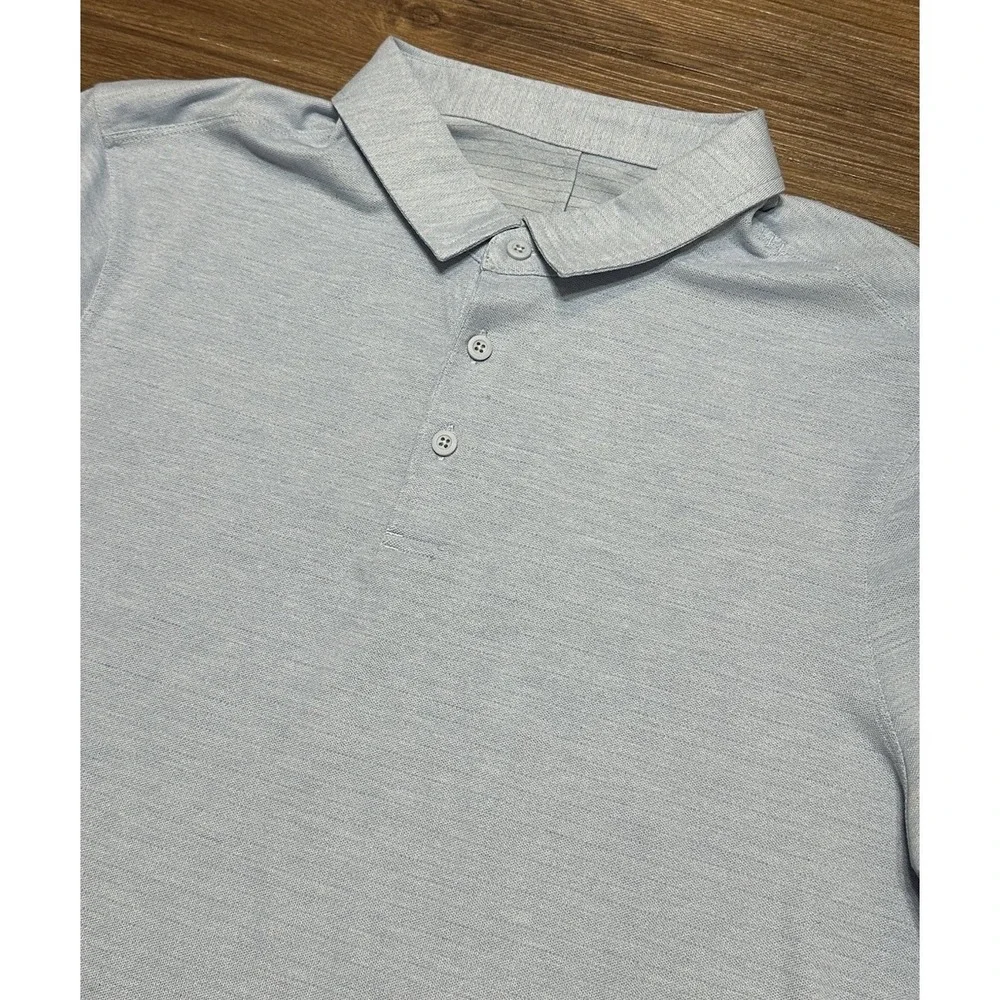 Lululemon Evolution Polo Shirt Mens Light Blue Striped Stretch Performance Sz L - Picture 1 of 7